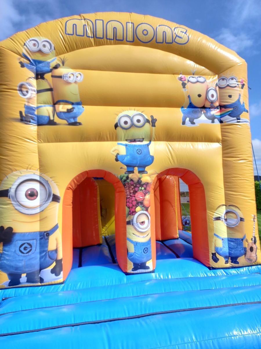 Minnions High Slide Obstacle Course photo 3